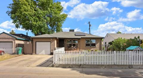 1518 Spring St, Stockton, CA 95206 photo 3