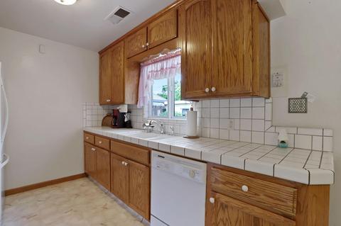 21 E Whittier Ave, Tracy, CA 95376 photo 11