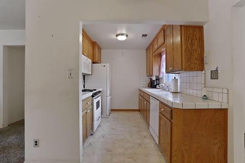 21 E Whittier Ave, Tracy, CA 95376 photo 9