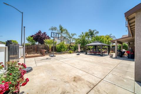 3225 Hornet Ave, Clovis, CA 93611 photo 11