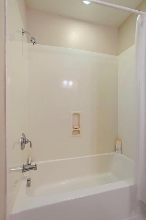 1071 Tulloch Dr, Tracy, CA 95304 photo 13