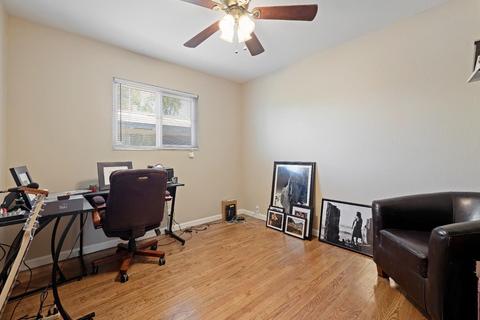2305 Geneva Dr, Modesto, CA 95350 photo 10