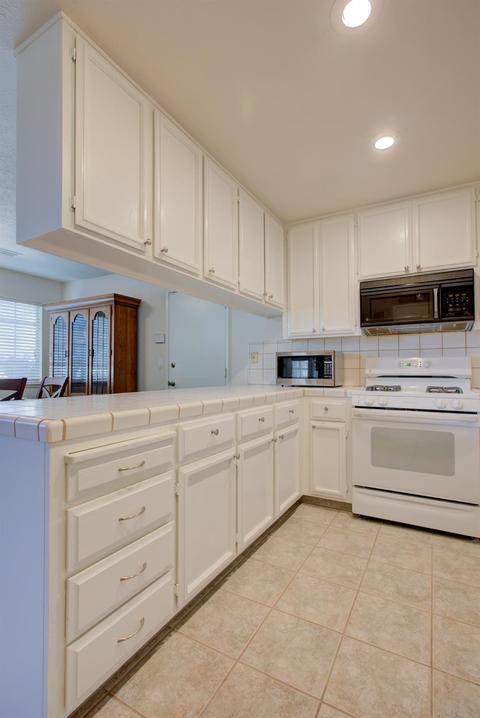 1360 Windsor Ct, Turlock, CA 95380 photo 17
