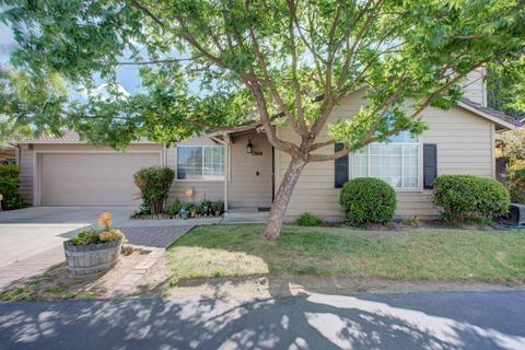 1360 Windsor Ct, Turlock, CA 95380 photo 1