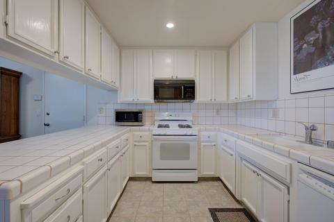 1360 Windsor Ct, Turlock, CA 95380 photo 15