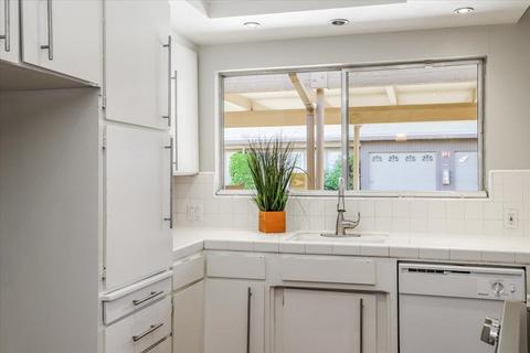 805 Tully Rd #27, Modesto, CA 95350 photo 13