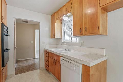 3201 Lisa Dr, Modesto, CA 95350 photo 10