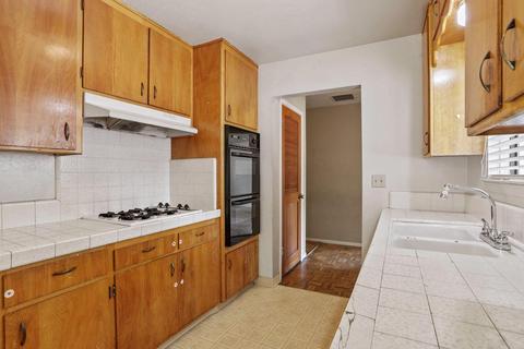 3201 Lisa Dr, Modesto, CA 95350 photo 11