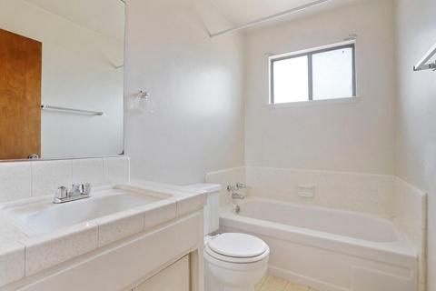 3201 Lisa Dr, Modesto, CA 95350 photo 27