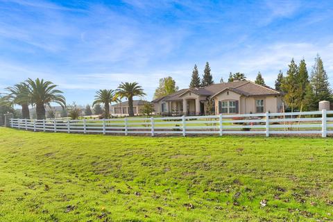 9815 Stablegate Rd, Wilton, CA 95693 photo 5