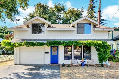 211 Abbey St, Winters, CA 95694 photo 1