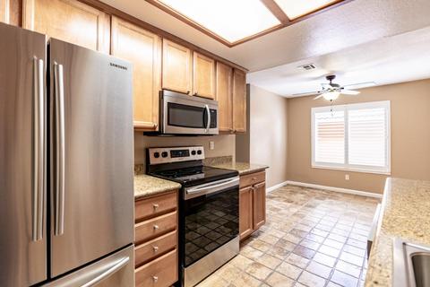 4063 Elmo Loop #D, Modesto, CA 95356 photo 8
