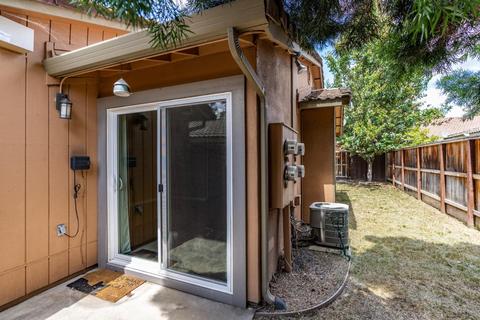 4063 Elmo Loop #D, Modesto, CA 95356 photo 17