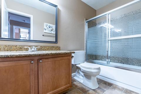 4063 Elmo Loop #D, Modesto, CA 95356 photo 11