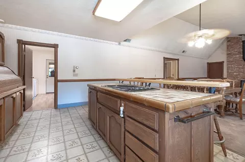 1111 Ullrey Ave, Escalon, CA 95320 photo 17