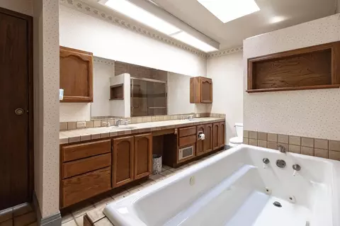1111 Ullrey Ave, Escalon, CA 95320 photo 7