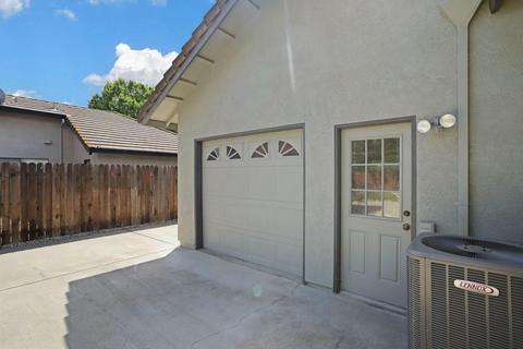 147 Teal Ln, Galt, CA 95632 photo 3