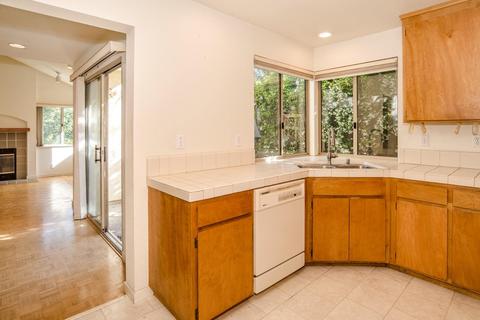 1011 Hacienda Ave, Davis, CA 95616 photo 14