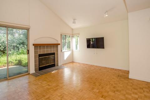 1011 Hacienda Ave, Davis, CA 95616 photo 3