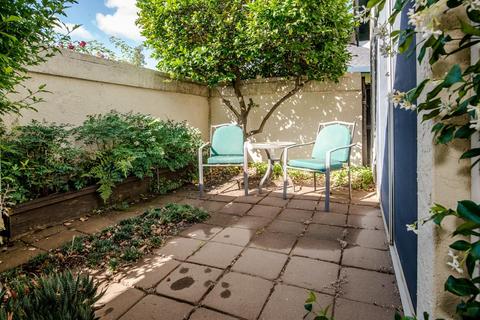 1011 Hacienda Ave, Davis, CA 95616 photo 46