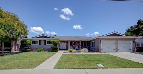 508 Robert Ave, Ripon, CA 95366 photo 2
