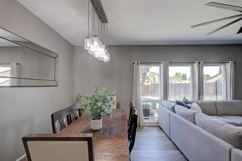 508 Robert Ave, Ripon, CA 95366 photo 6