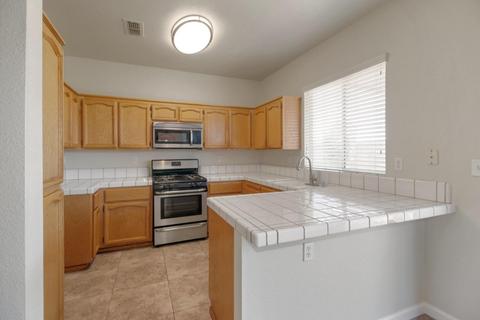 924 Bateman Ct, Galt, CA 95632 photo 15