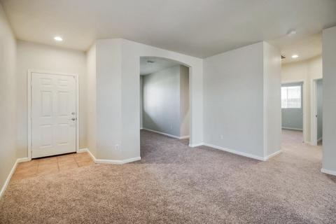 924 Bateman Ct, Galt, CA 95632 photo 3