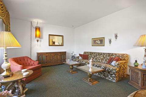 1615 W Vine St, Lodi, CA 95242 photo 9