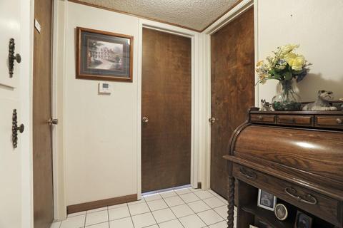 1615 W Vine St, Lodi, CA 95242 photo 22
