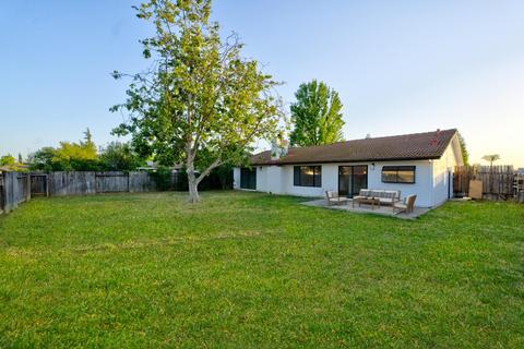 155 Emerald Oak Dr, Galt, CA 95632 photo 12