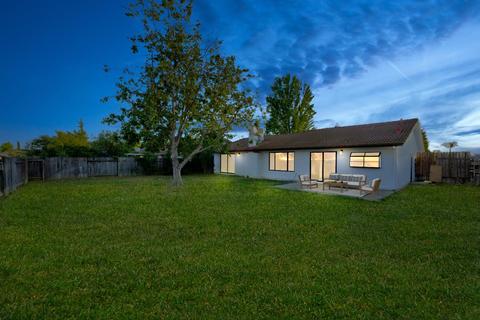 155 Emerald Oak Dr, Galt, CA 95632 photo 13
