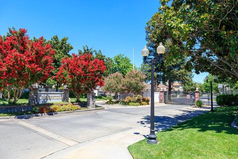 2000 Cobblestone Mnr, Modesto, CA 95355 photo 2