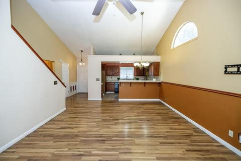 2000 Cobblestone Mnr, Modesto, CA 95355 photo 14