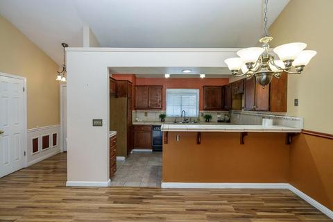 2000 Cobblestone Mnr, Modesto, CA 95355 photo 16