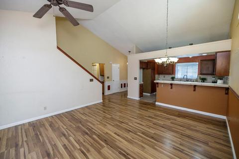 2000 Cobblestone Mnr, Modesto, CA 95355 photo 12