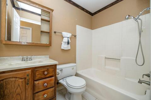 2000 Cobblestone Mnr, Modesto, CA 95355 photo 23