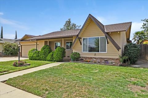 1913 Vaughn St, Ceres, CA 95307 photo 2