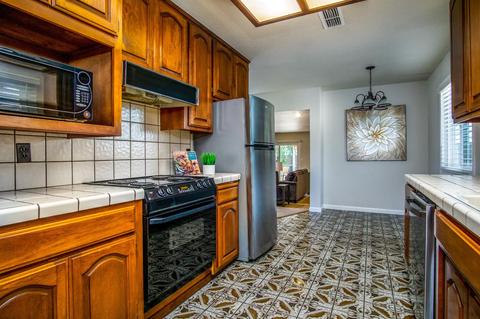 5719 Eugene Ave, Orangevale, CA 95662 photo 8