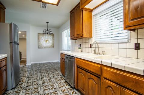 5719 Eugene Ave, Orangevale, CA 95662 photo 9