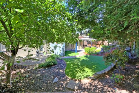 5219 Whisper Oaks Ln, Carmichael, CA 95608 photo 72