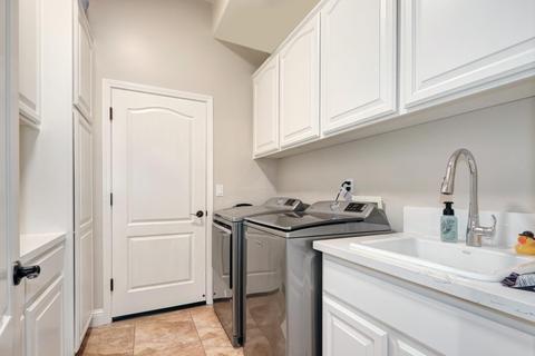 5219 Whisper Oaks Ln, Carmichael, CA 95608 photo 23