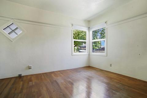 700 N School St, Lodi, CA 95240 photo 20