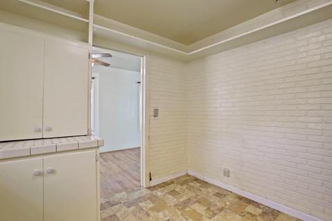 700 N School St, Lodi, CA 95240 photo 15