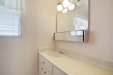 700 N School St, Lodi, CA 95240 photo 33