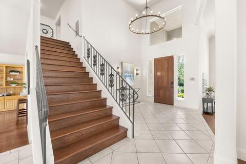 3815 Gaviota Pl, Davis, CA 95618 photo 2