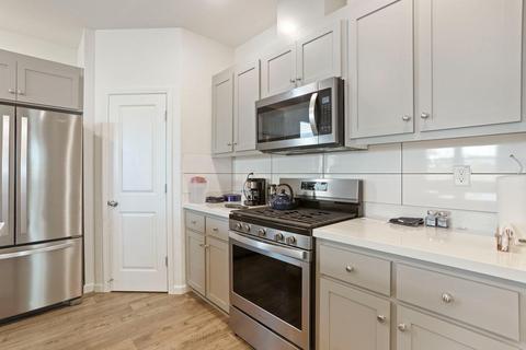 369 George St, Lathrop, CA 95330 photo 8