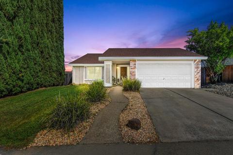 3913 Running Bear Way, Antelope, CA 95843 photo 4