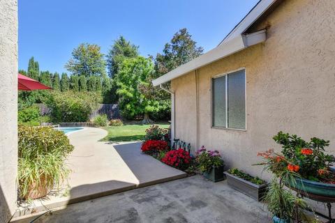 3913 Running Bear Way, Antelope, CA 95843 photo 32