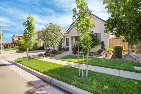 1284 Stonebridge Dr, Lodi, CA 95242 photo 2